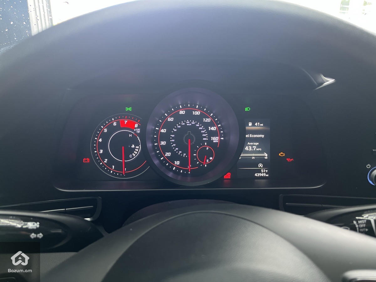 Hyundai - image 5