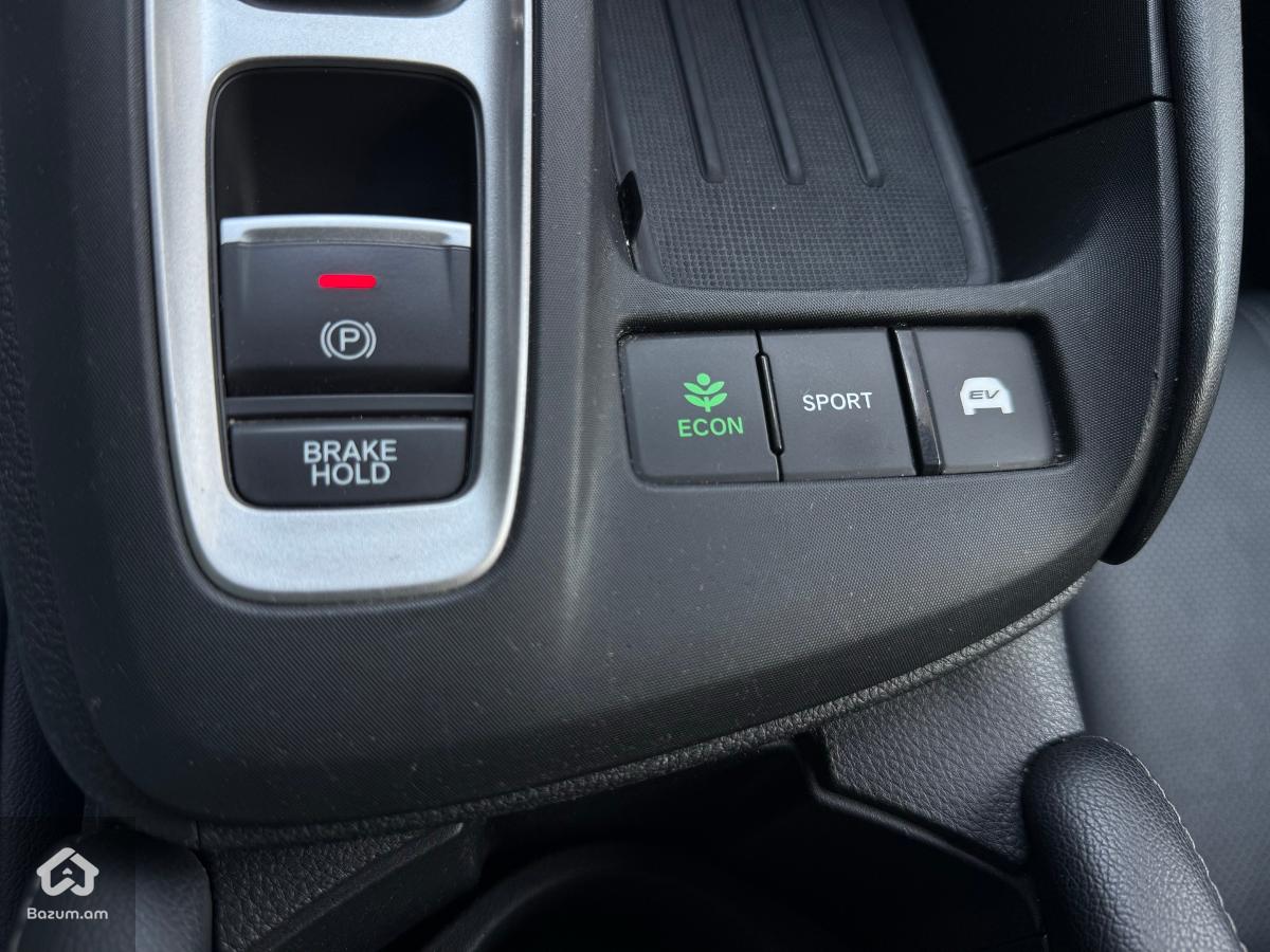 Honda Insight - image 4