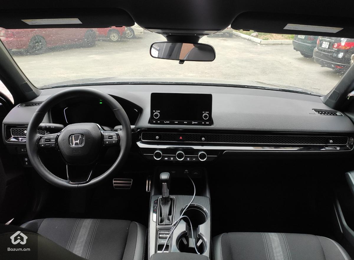 Honda Civic Sport - image 7