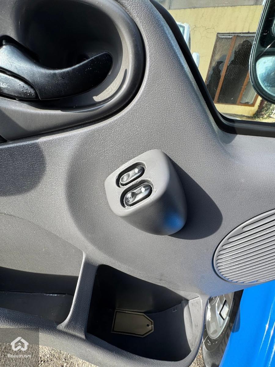 Ford transit - image 6