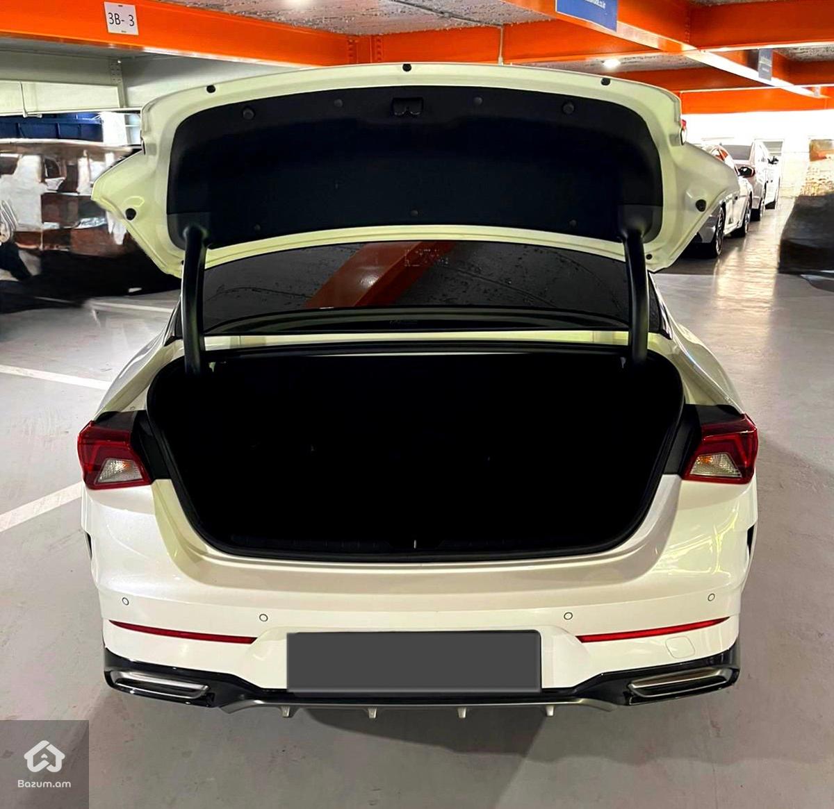 Kia K5 HYBRID - image 9