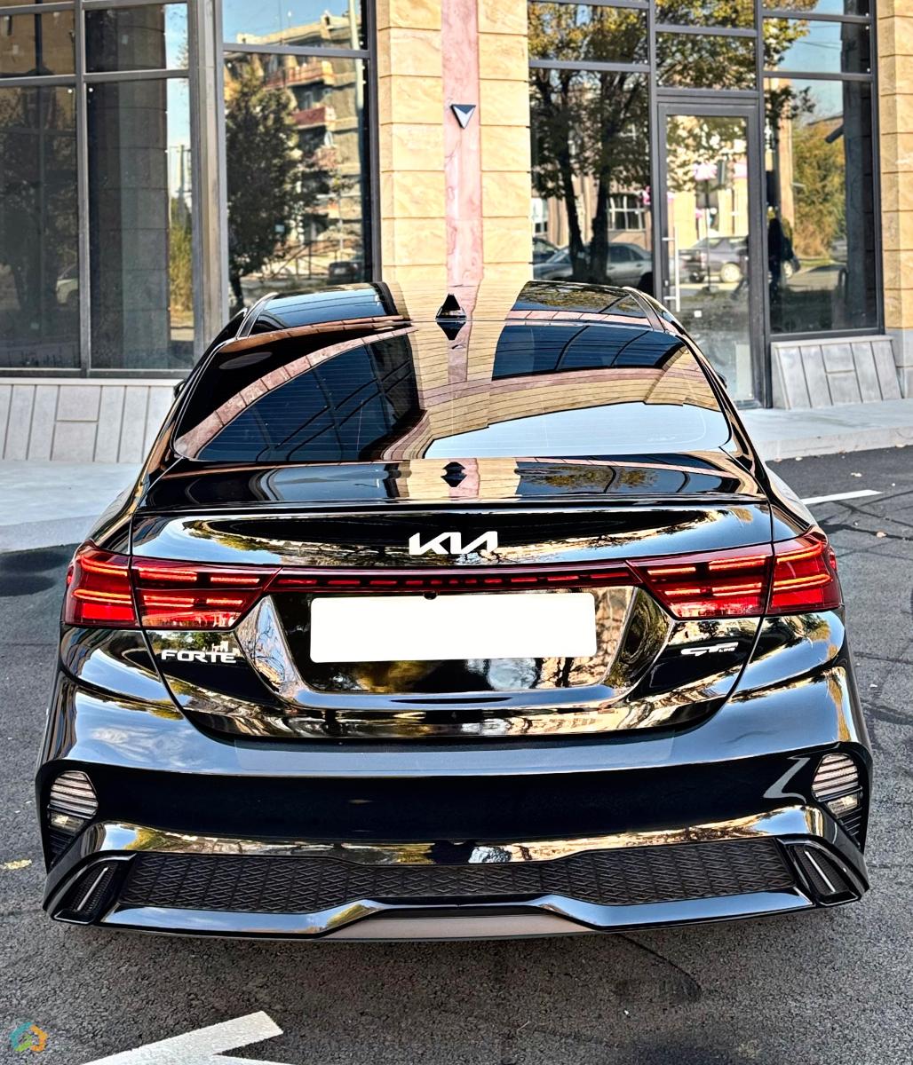 KIA FORTE 2022 Gt Line - image 3