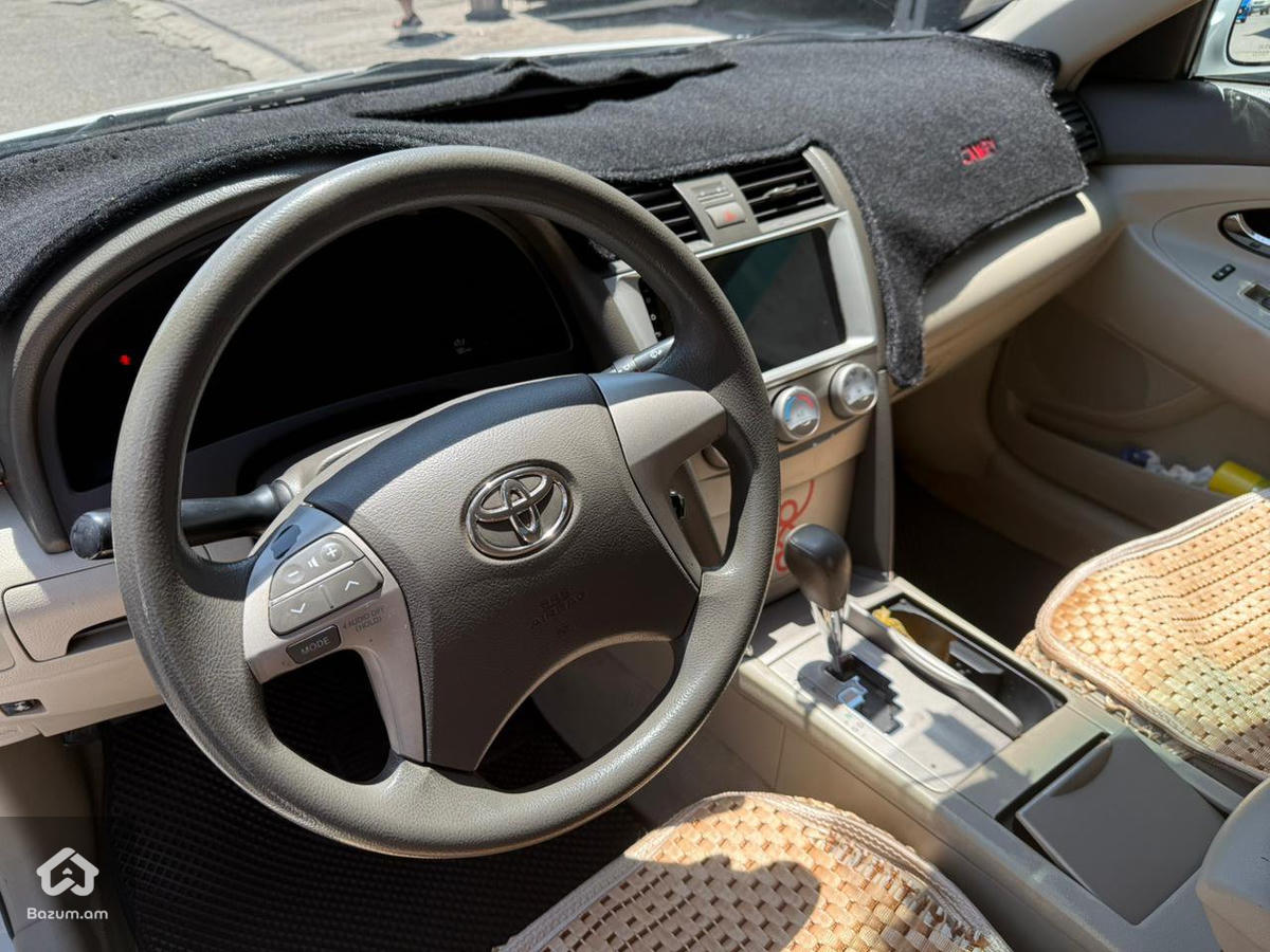 TOYOTA - image 4