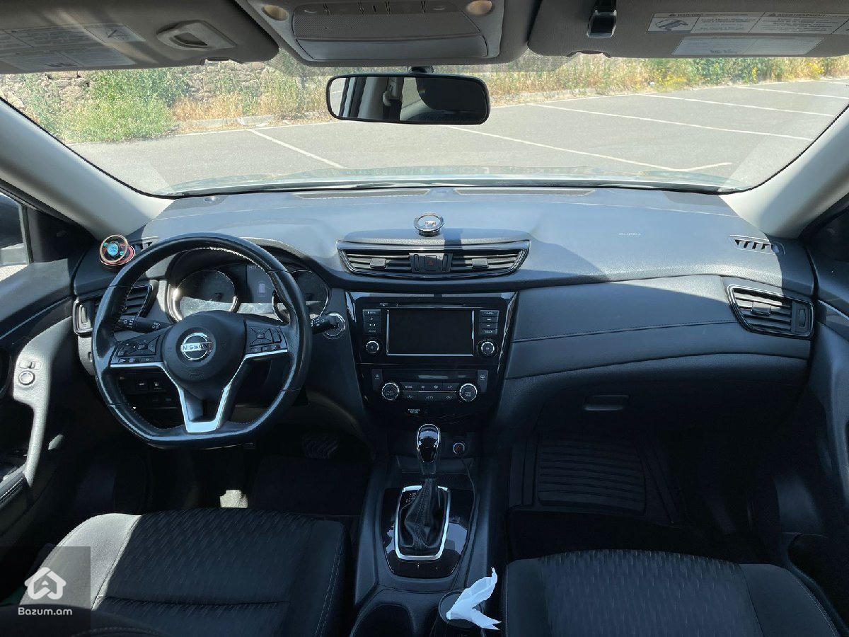 Nissan - image 11