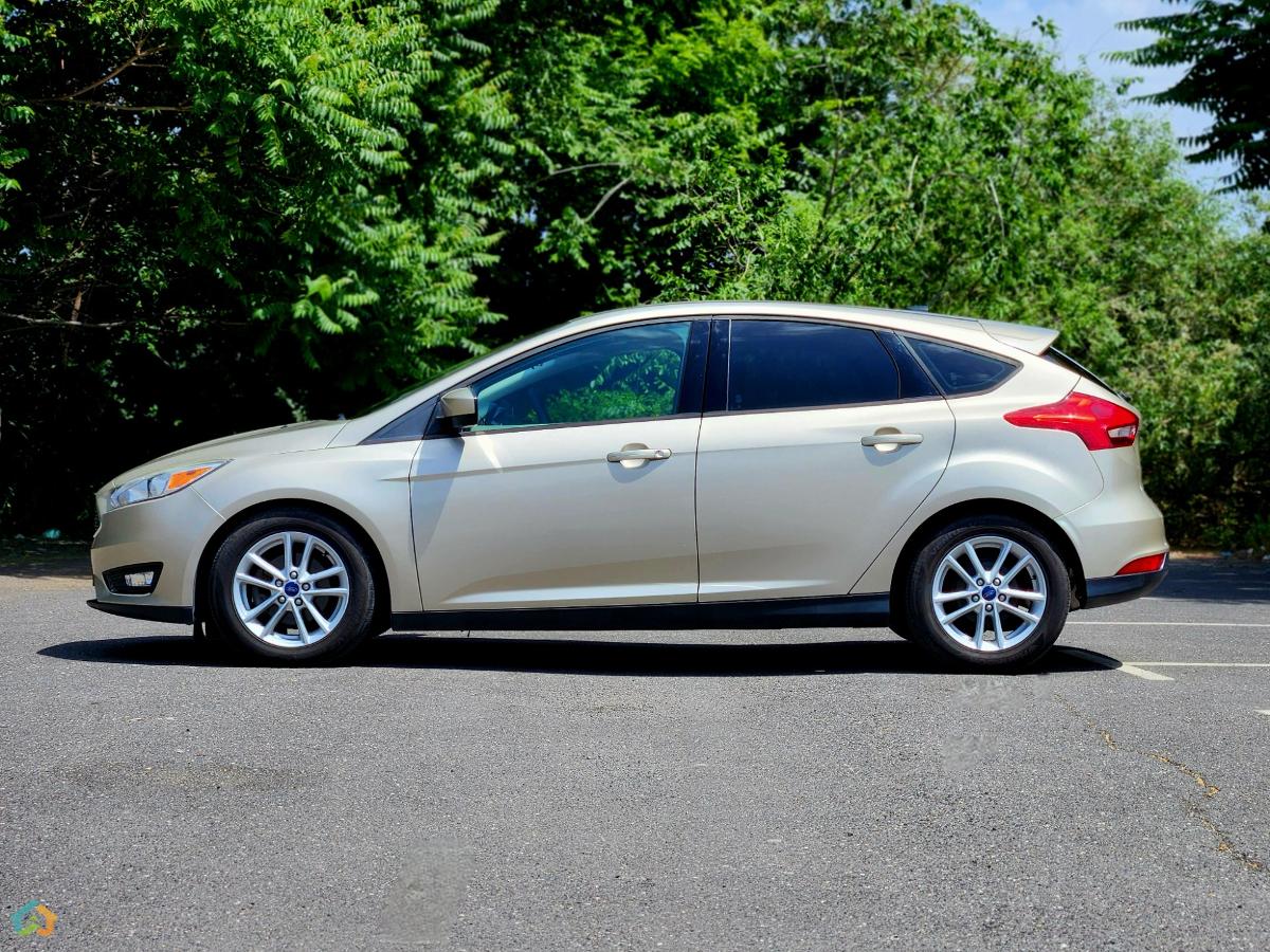 Ford focus - image 3