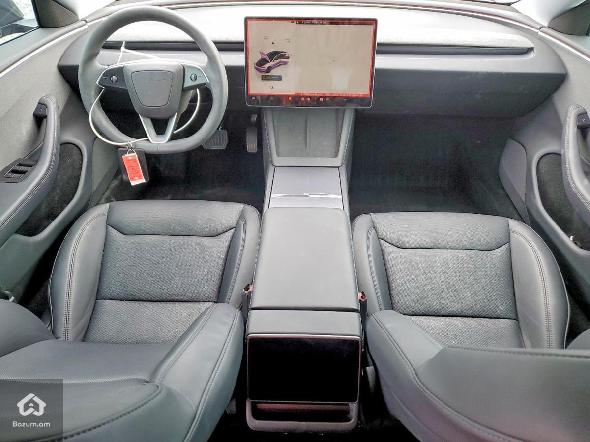 Tesla Model 3 - image 6