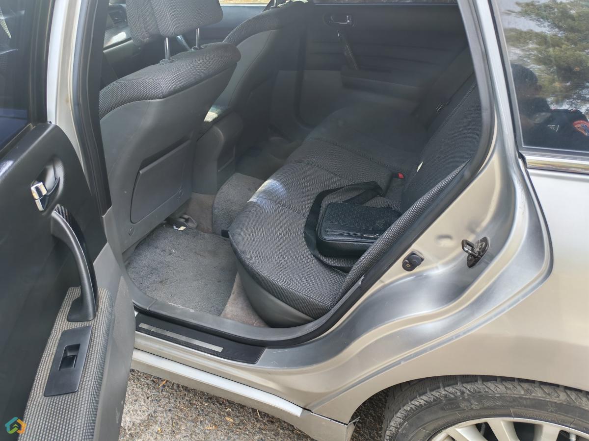 Nissan teana  - image 2