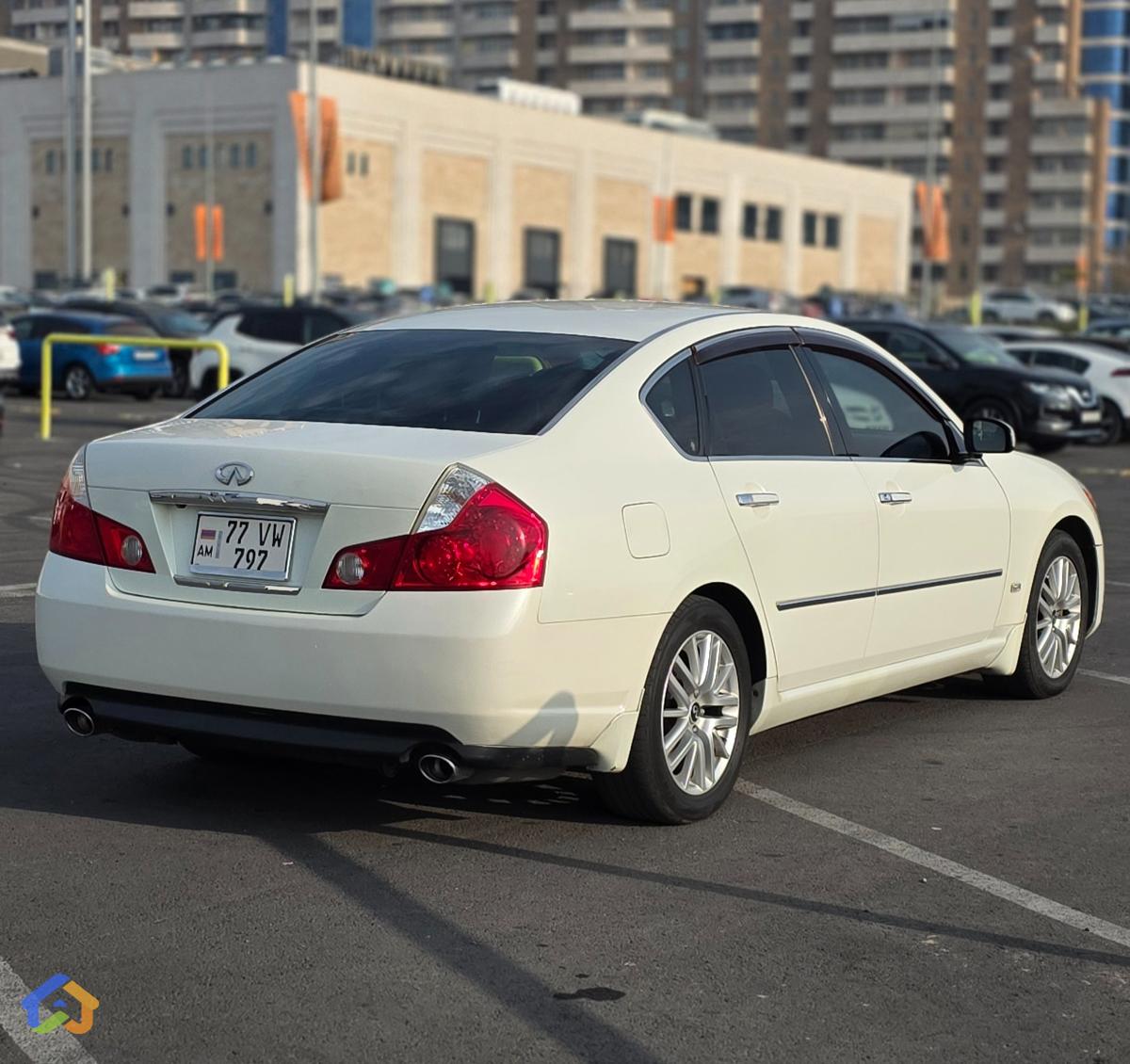 Nissan Fuga - image 6