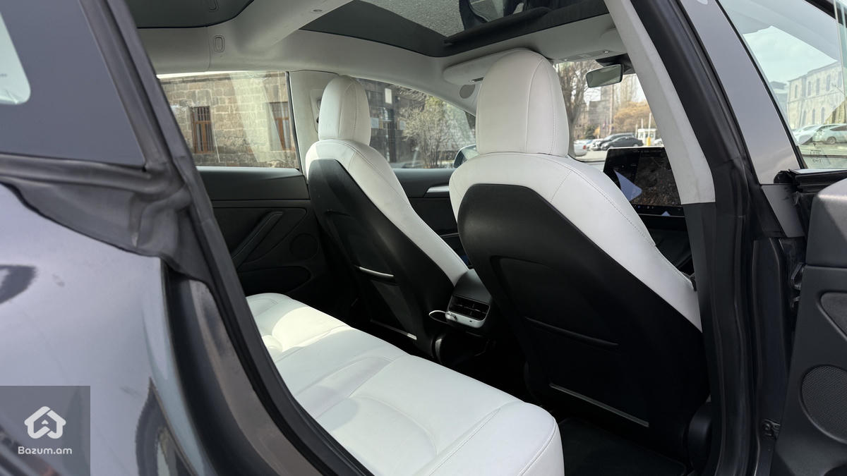 Tesla Model 3 Sr+ - image 8