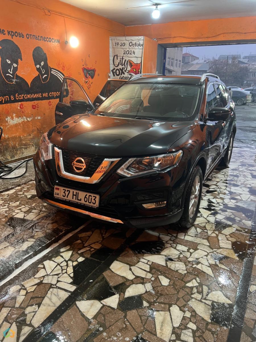 Nissan Rogue