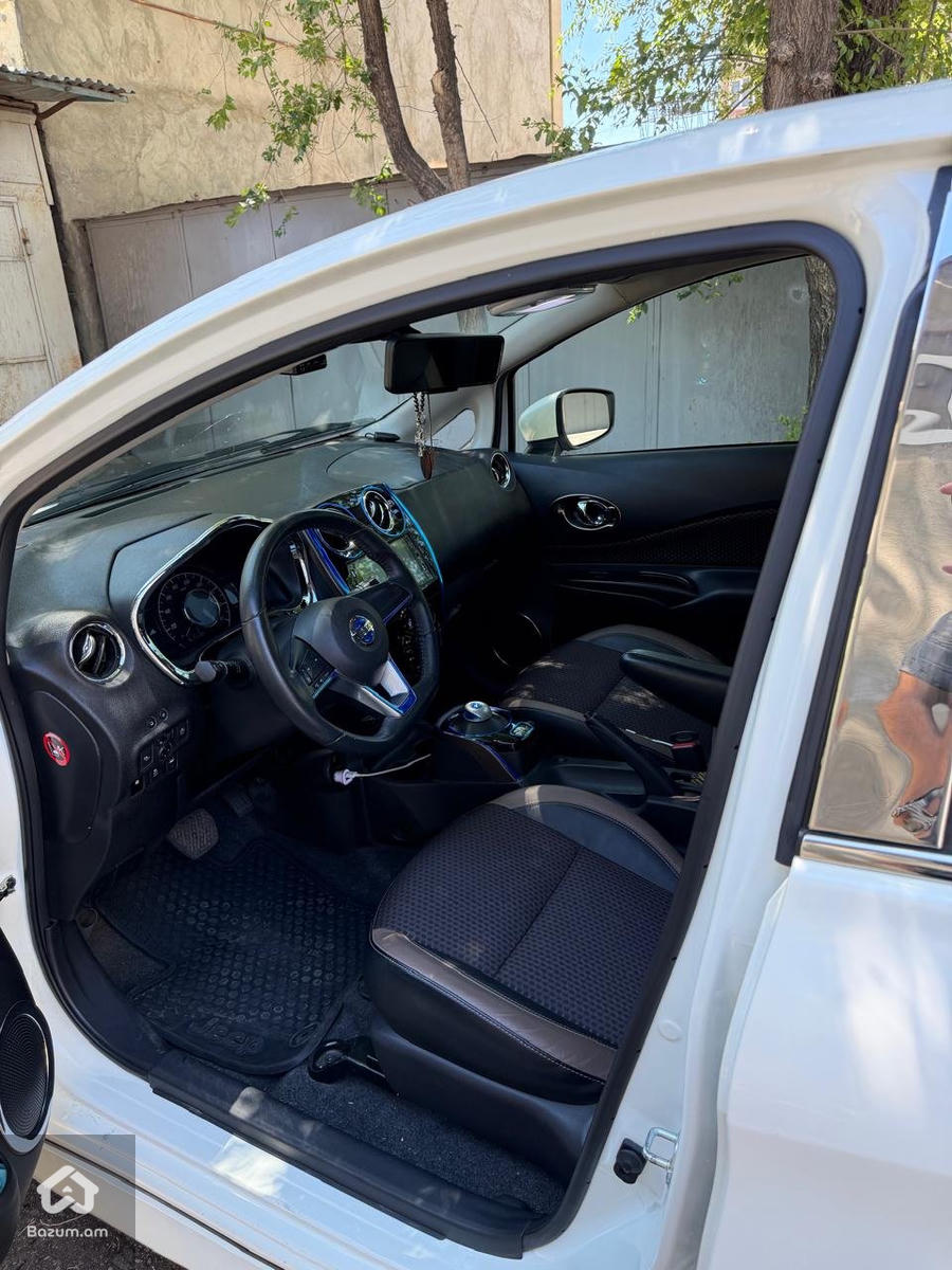 Nissan Note medalist - image 8