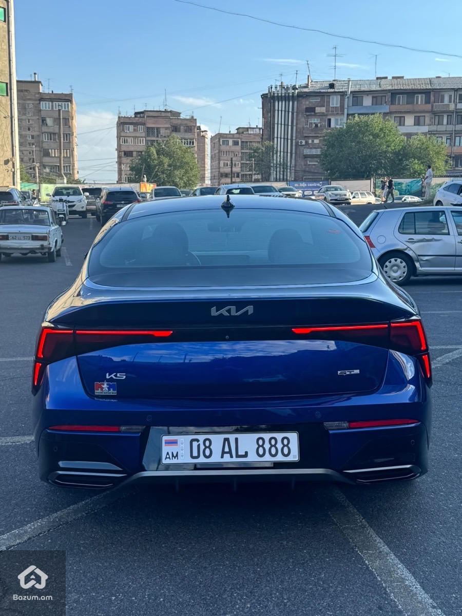 Kia K5 2025 GT-LINE - image 3