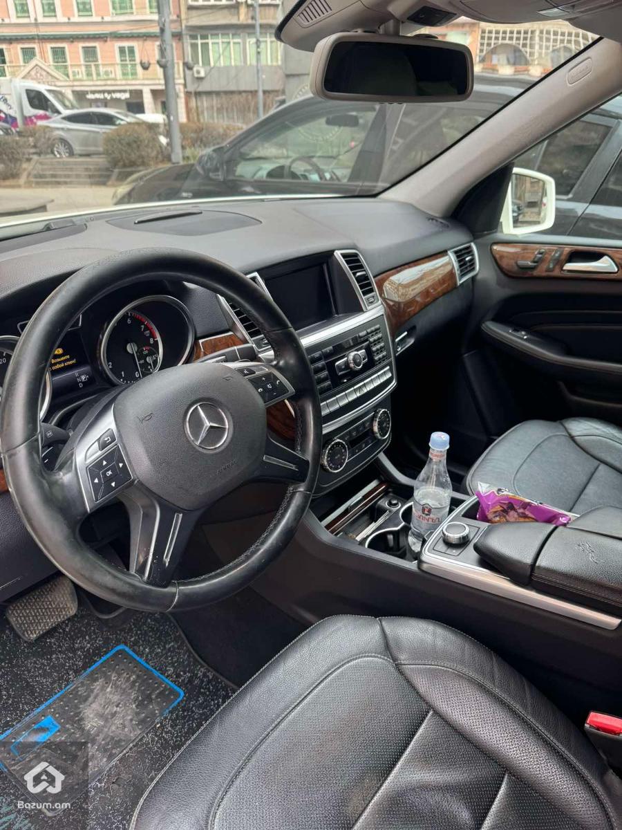 Mercedes M-Class - image 7