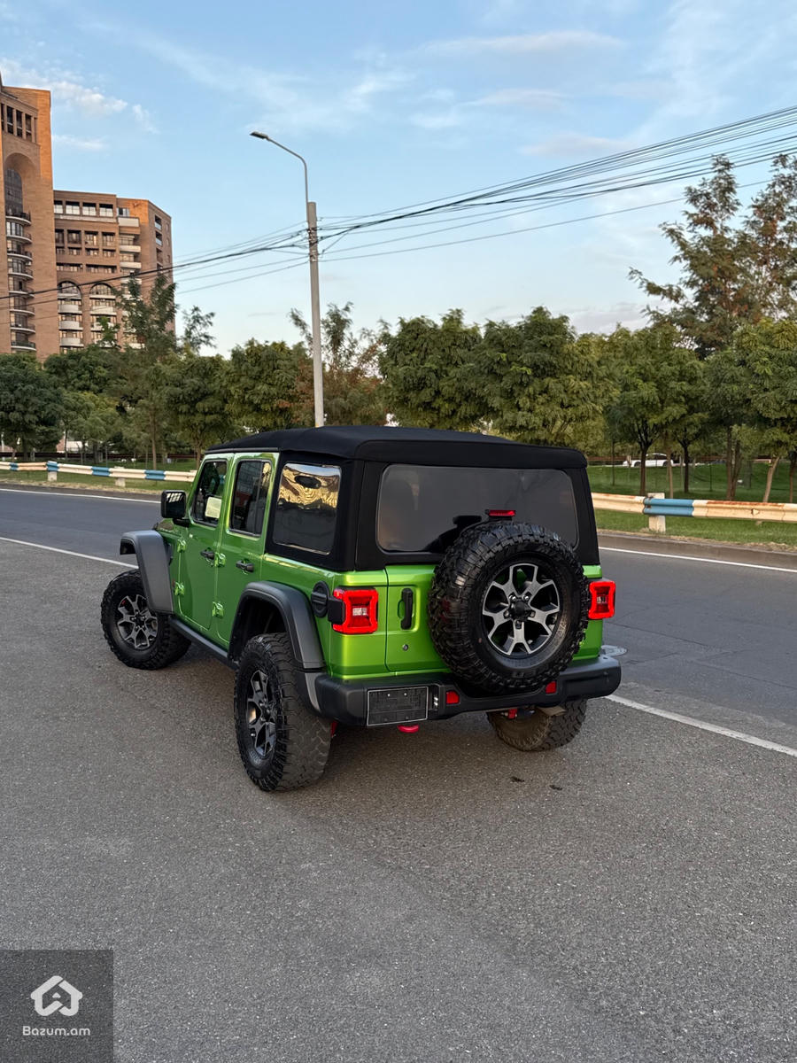 Jeep  Wrangler - image 8
