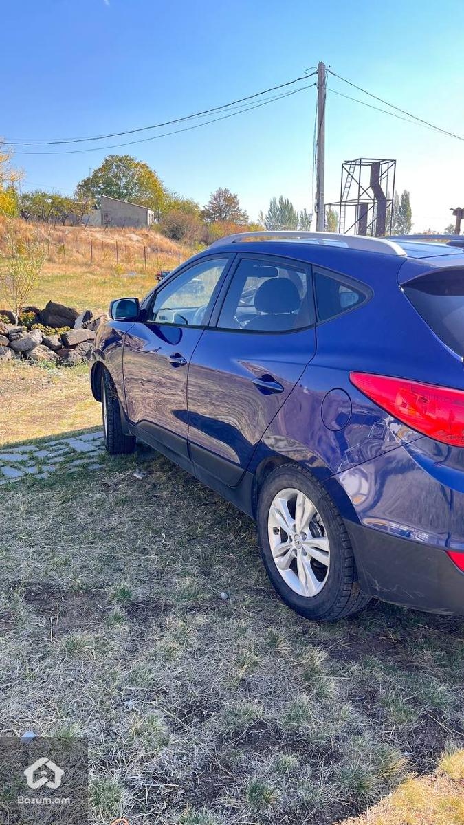 Hyundai Tucson - image 13