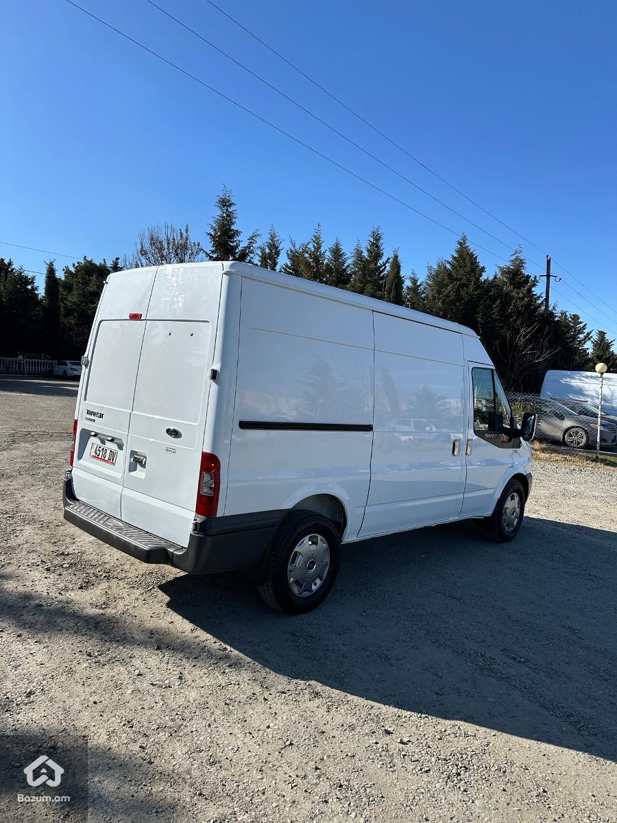 FORD TRANSIT TREND FULL - image 4