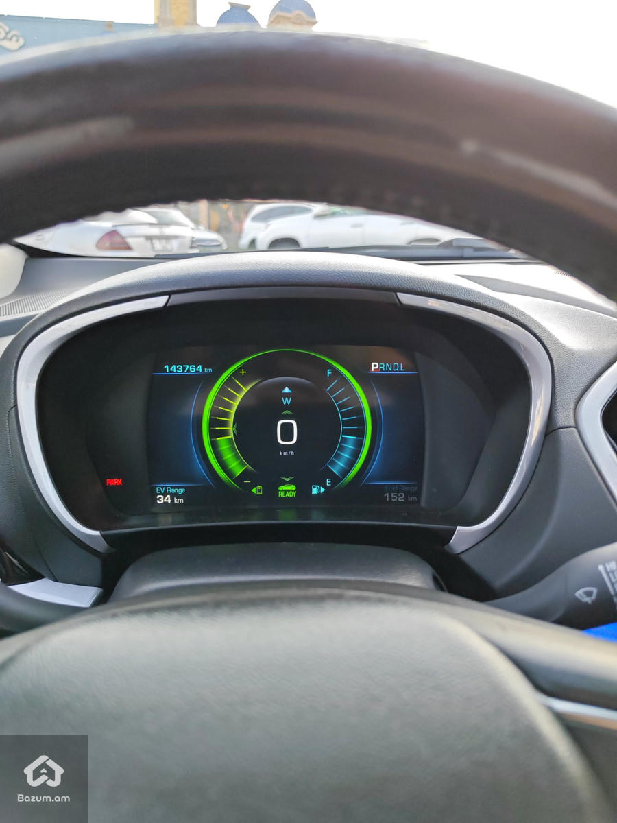 Chevrolet Volt 2 LT - image 8