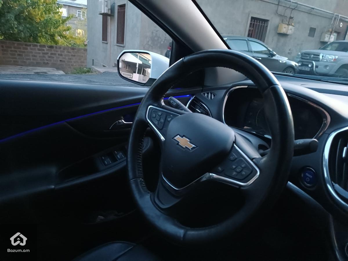 Chevrolet Volt 2 Premier .2017/2016 - image 7