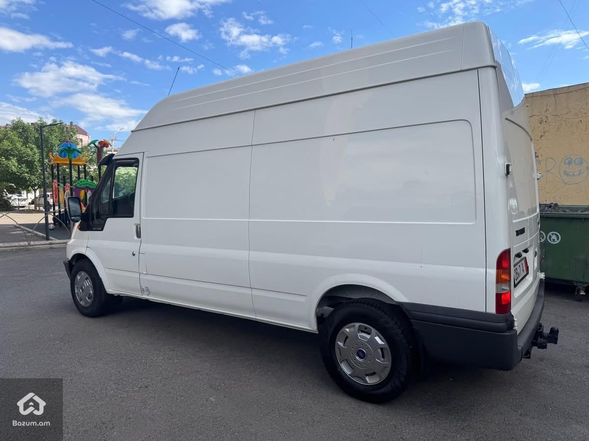 Ford transit - image 3