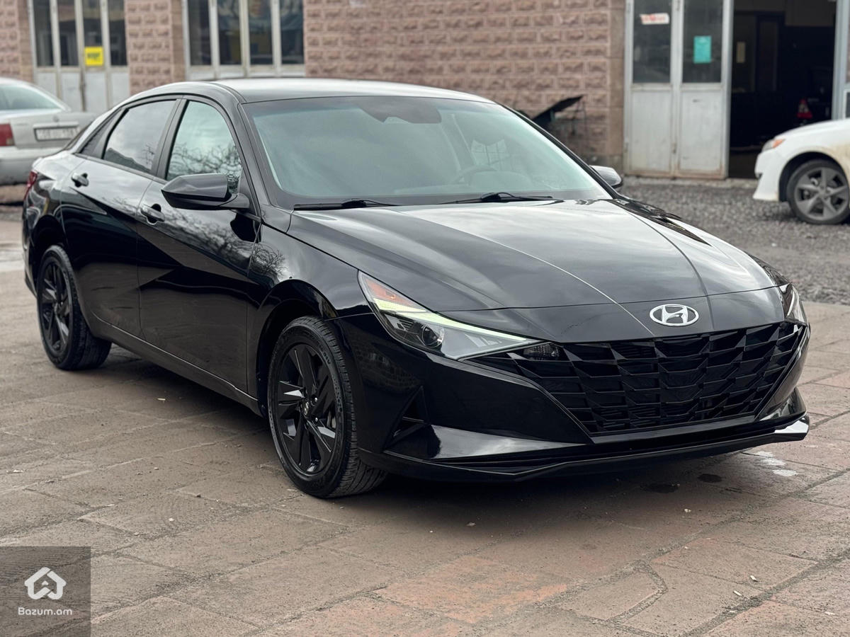 Hyundai Elantra - image 14