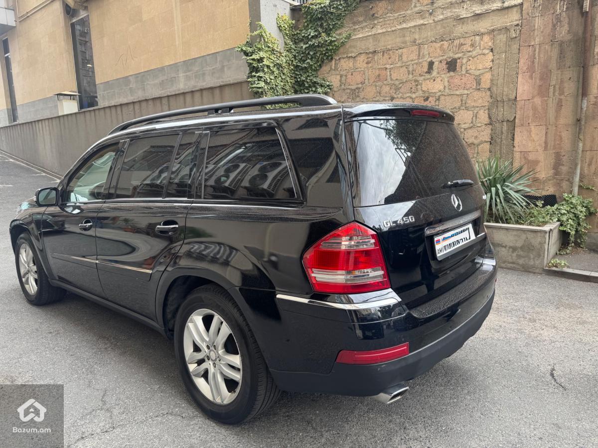 Mercedes GL450 4Matic - image 2