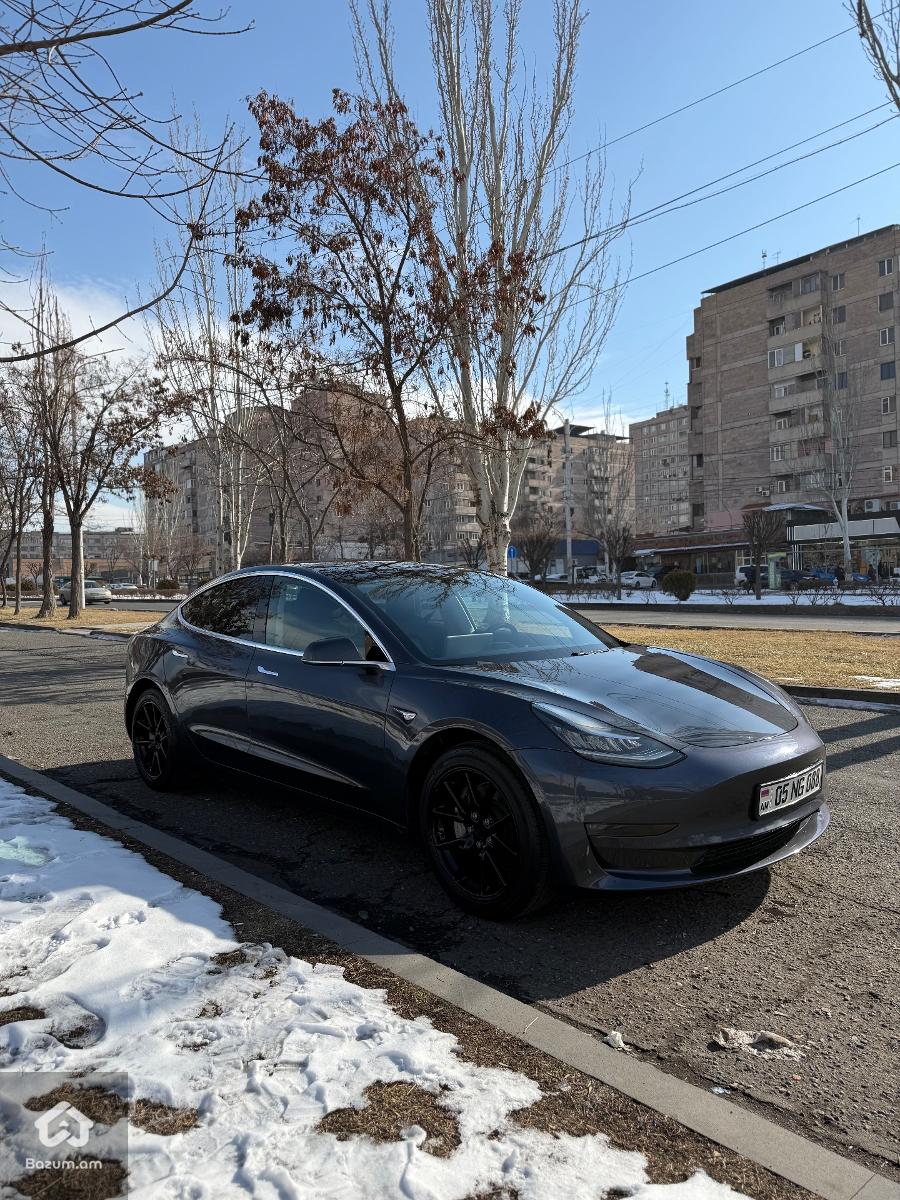Tesla Model 3 Long Range - image 3