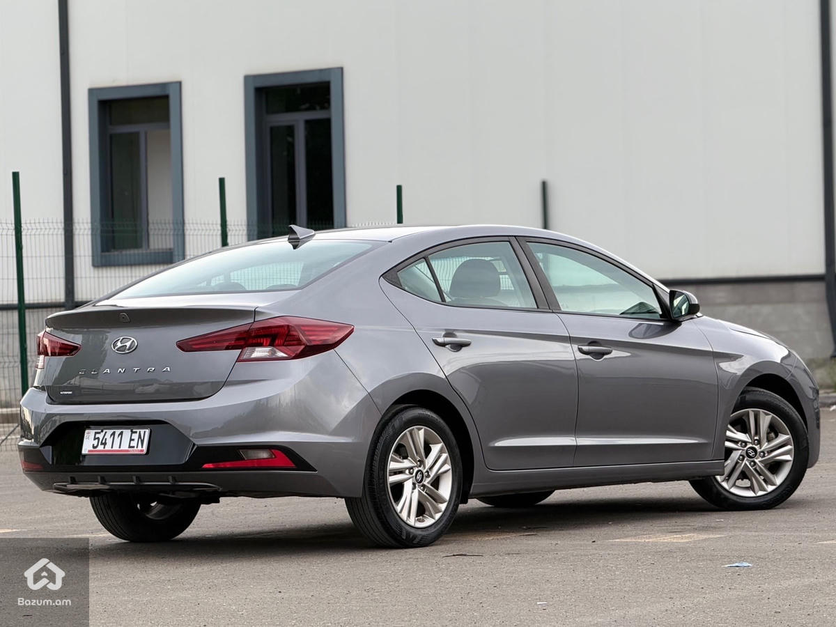 Hyundai - image 19