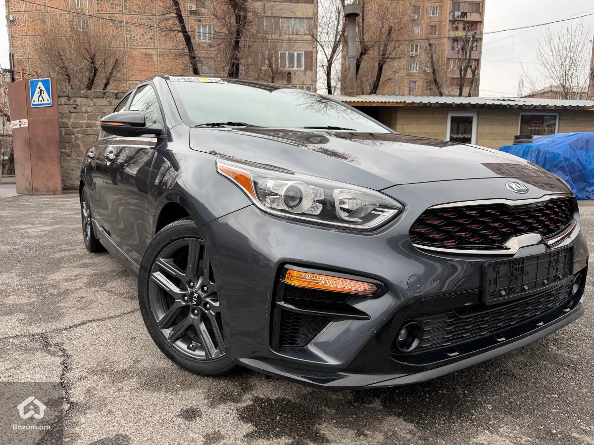 KIA FORTE GT-LINE  - image 2