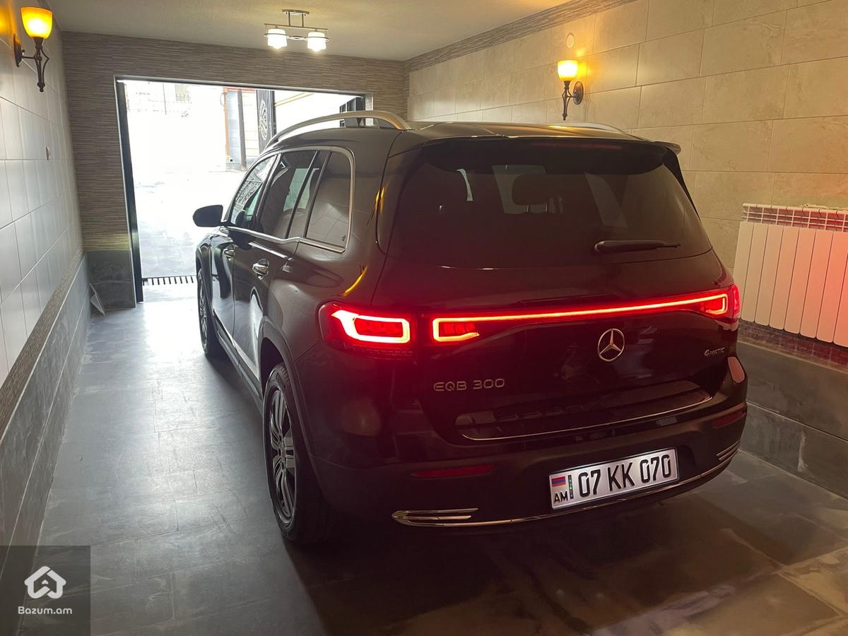 Mercedes Benz EQB 300 4Matic 2023թ - image 8