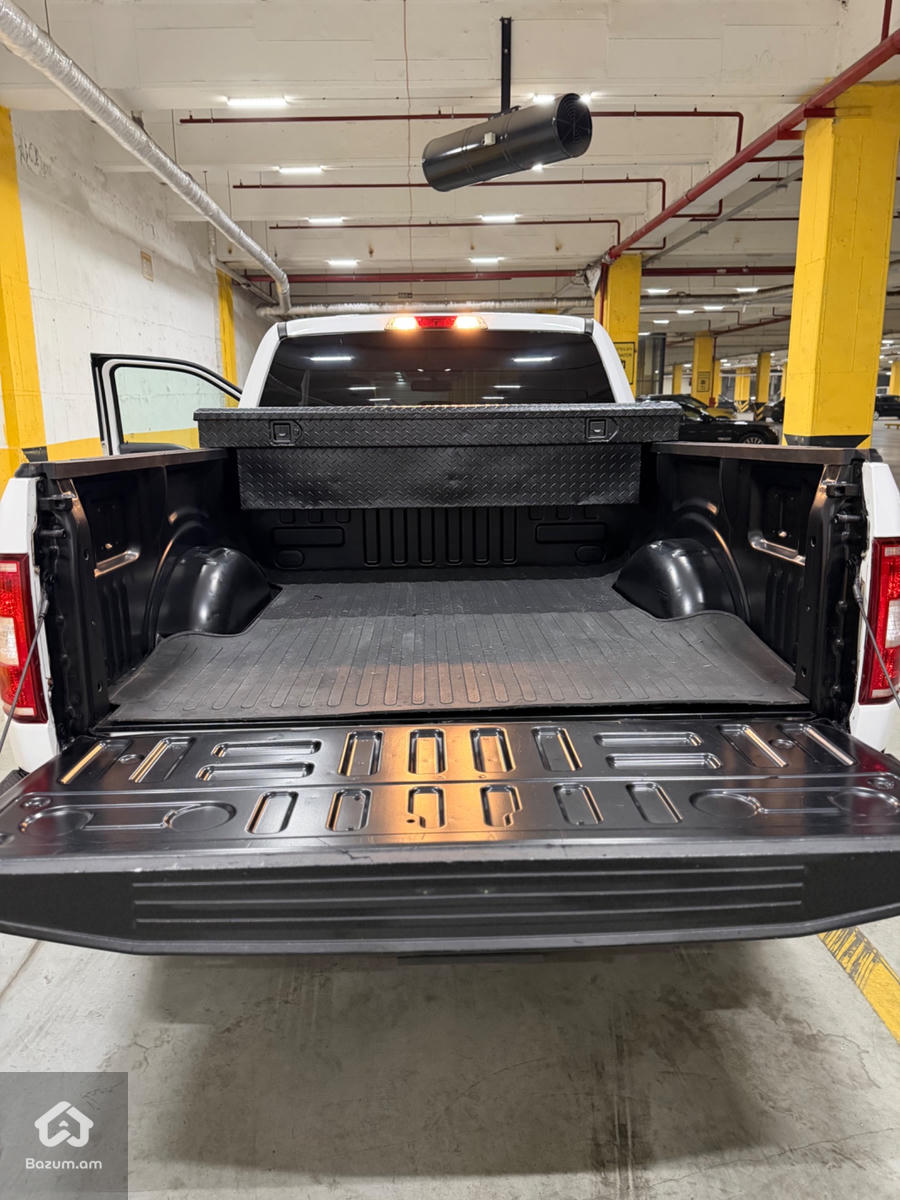 Ford F-150 - image 8