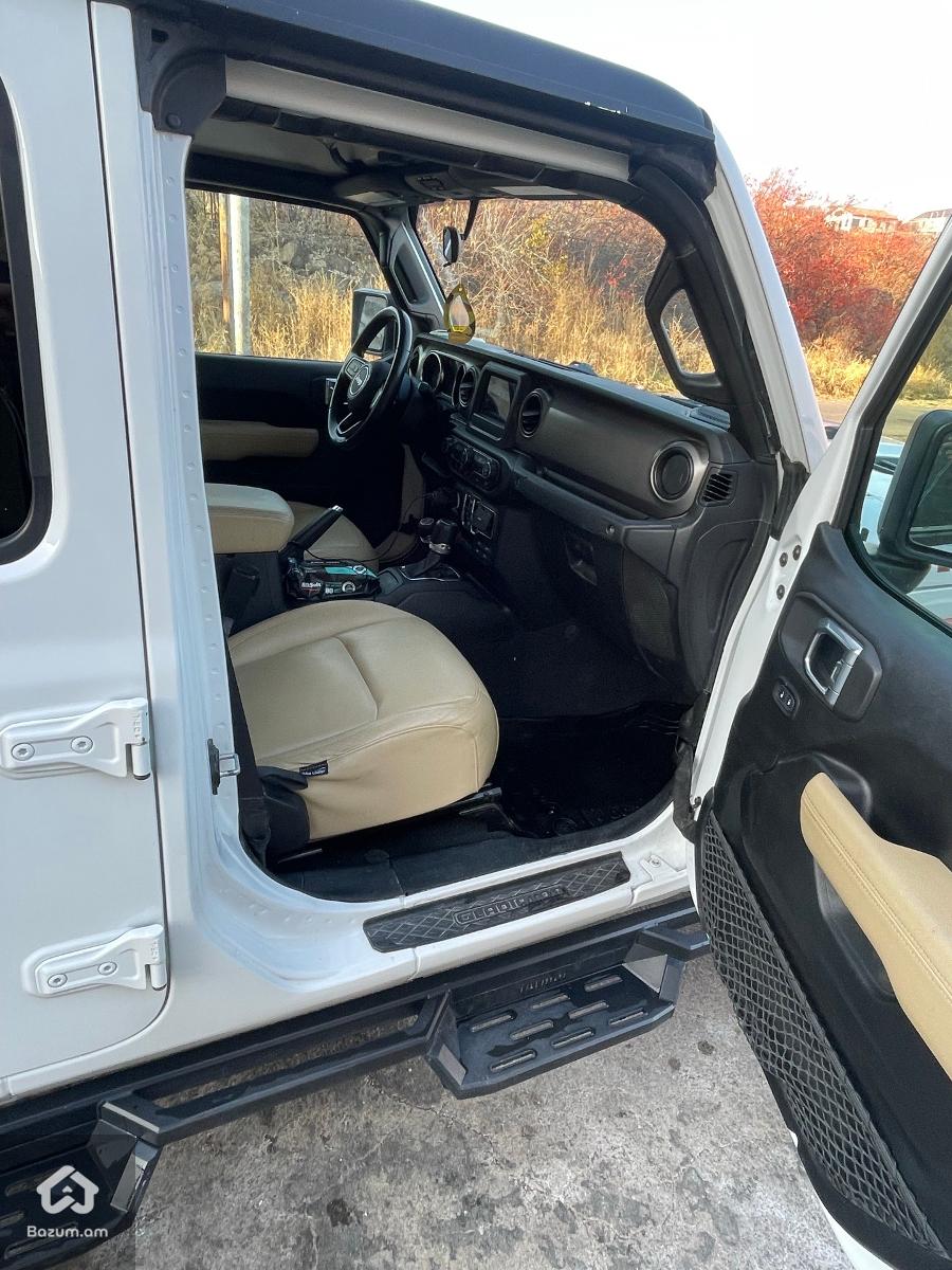 gladiator  - image 8