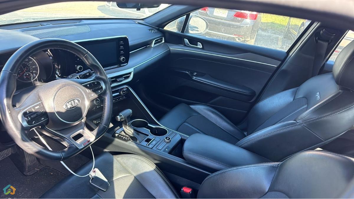 KIA K5 GT Line - image 2