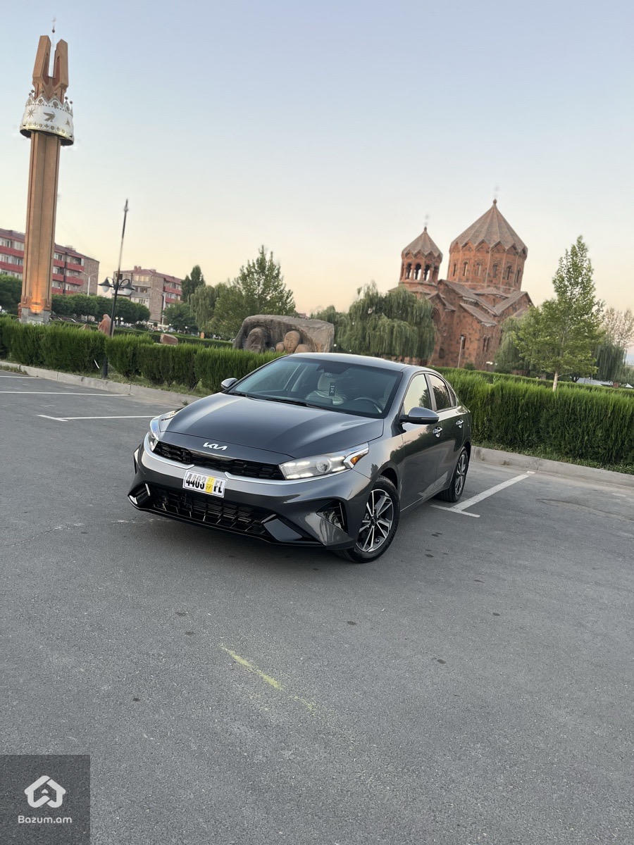 Kia Forte 2023 - image 3