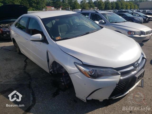 Toyota Camry - image 29