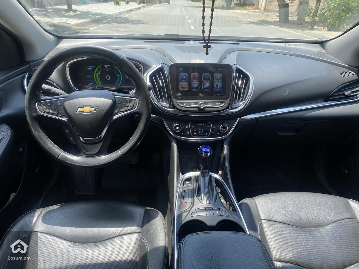 Chevrolet Volt 2 - image 8