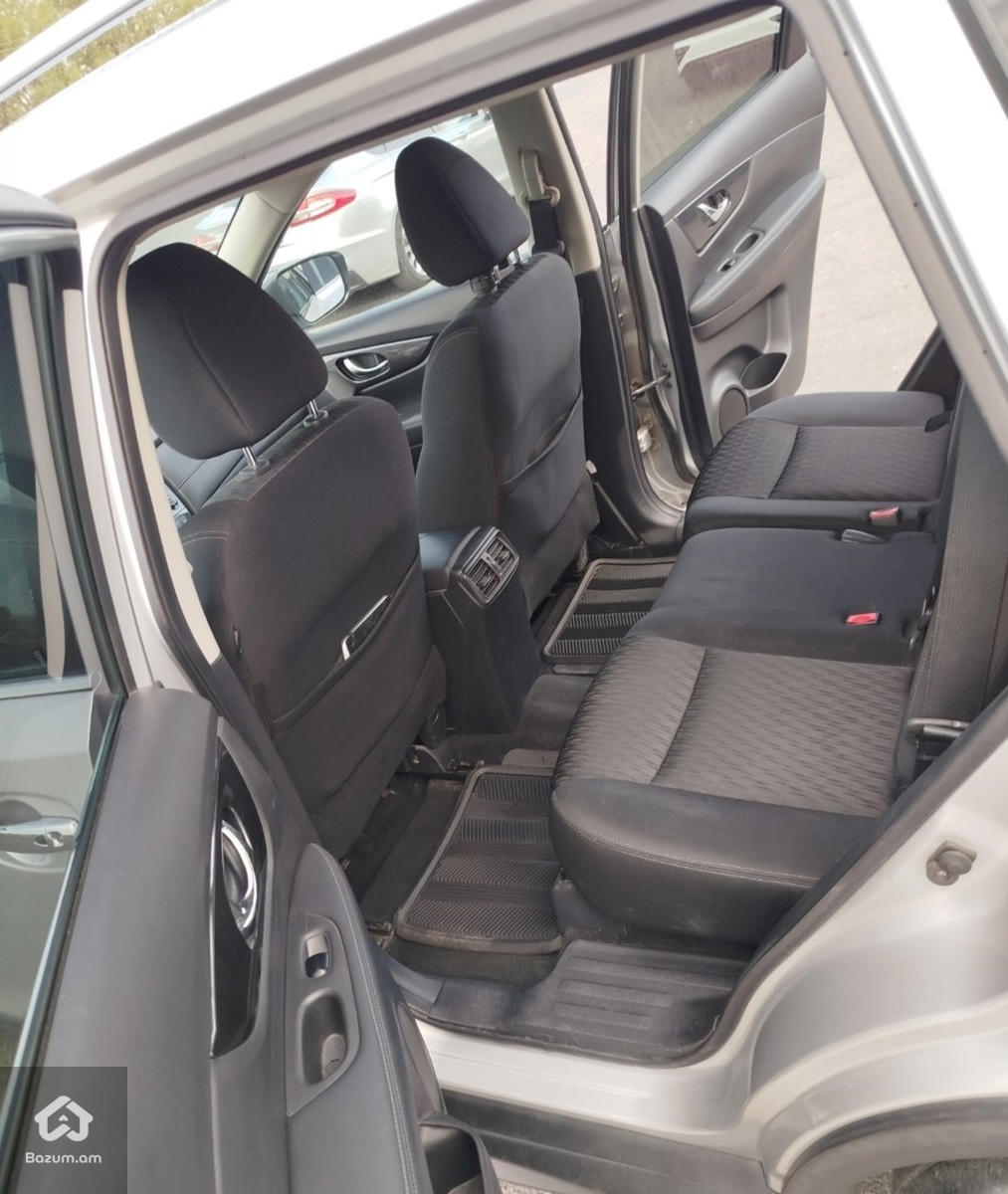 Nissan Rogue SV  - image 15