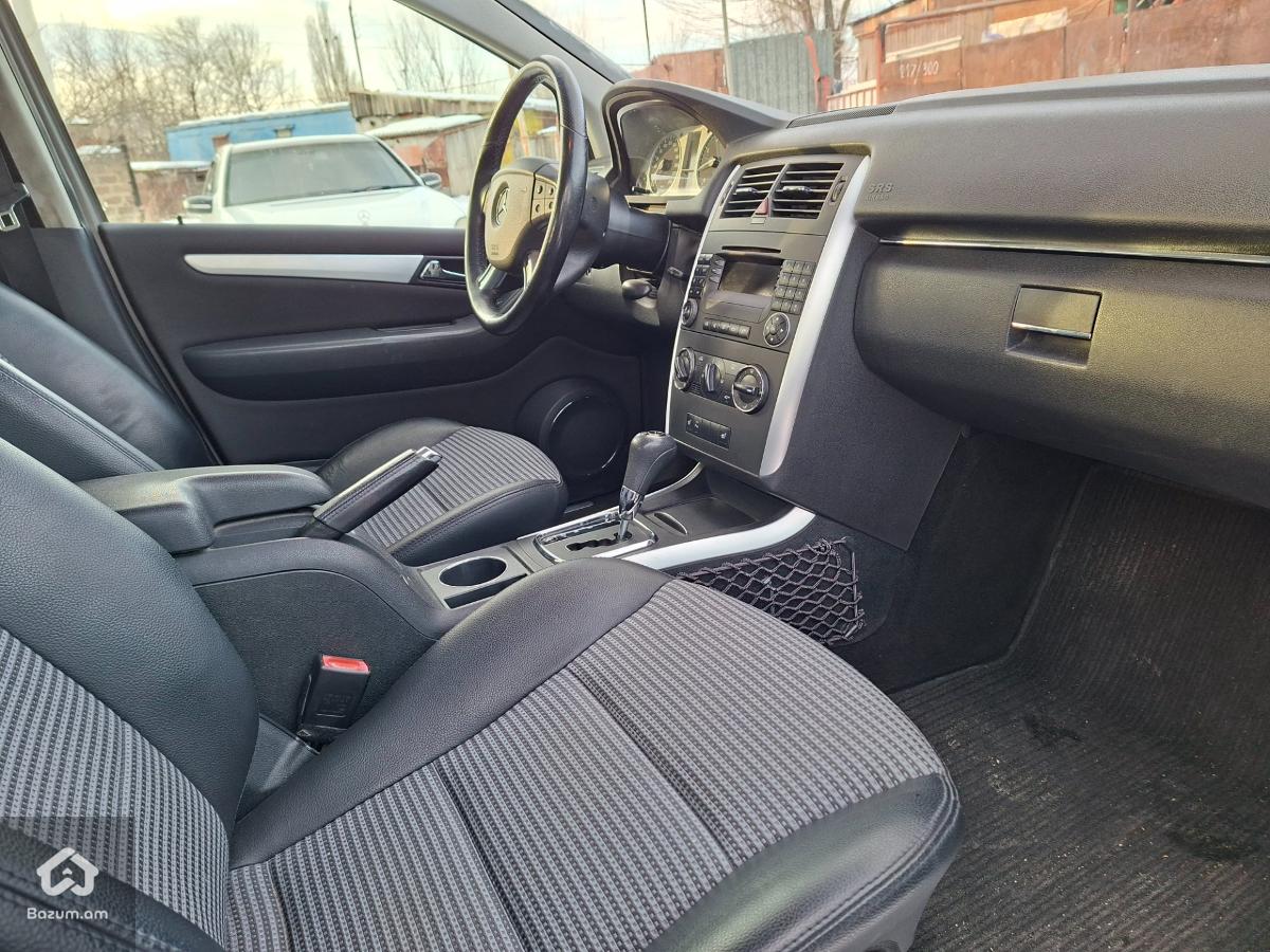 W245 b150  - image 7