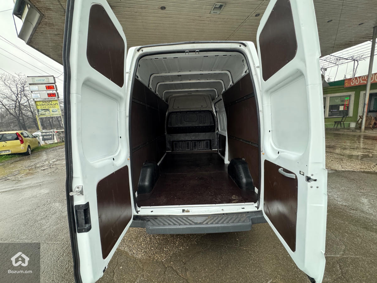 Ford transit  - image 6