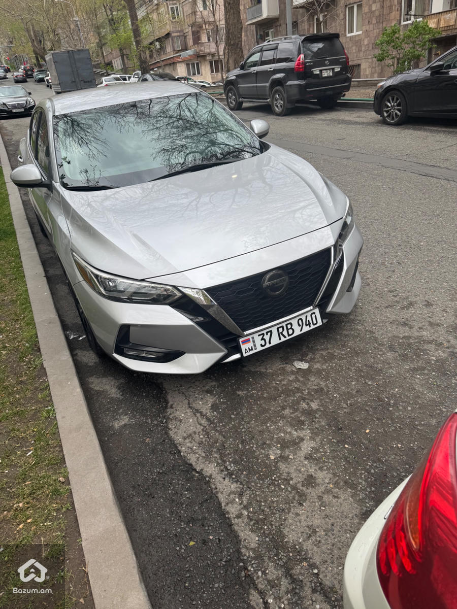 Nissan Sentra sv - image 9