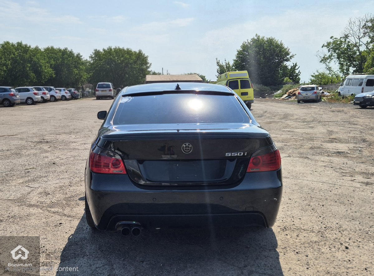 BMW e60 550i - image 3