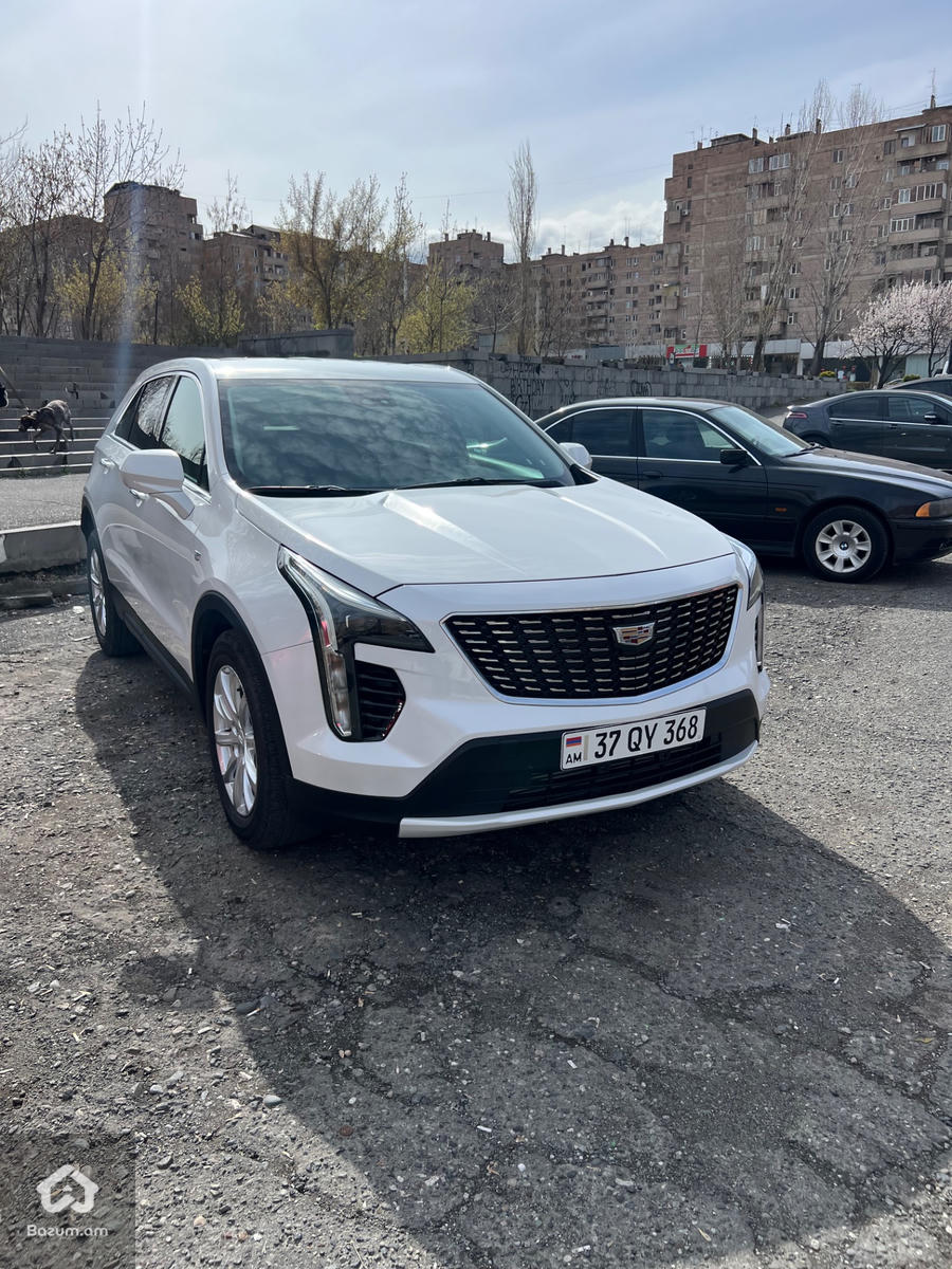 CADILLAC xt4  - image 16