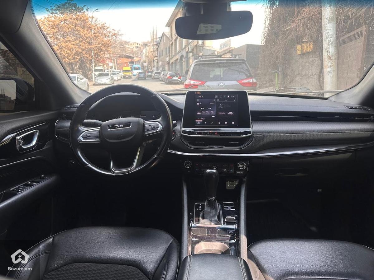 Jeep Compass Altitude 4×4 - image 12