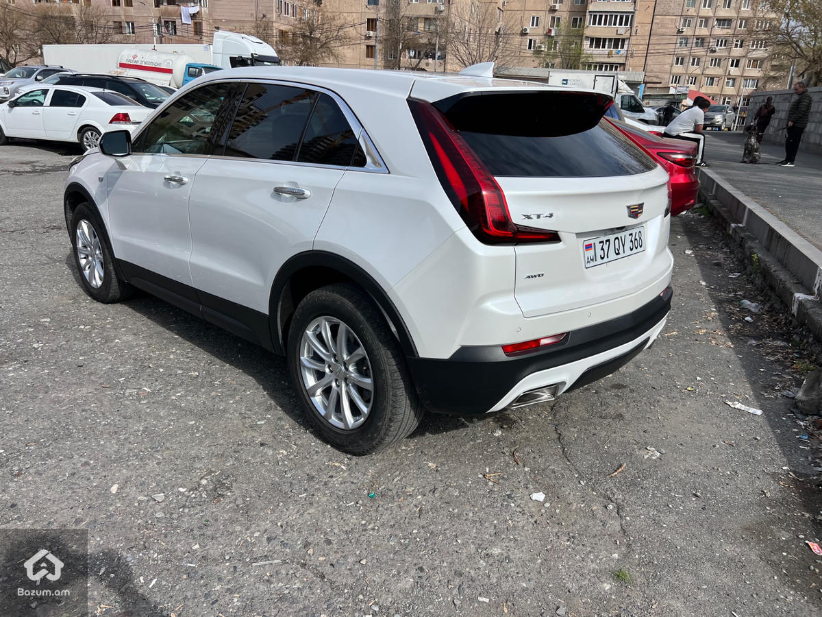 CADILLAC xt4  - image 33