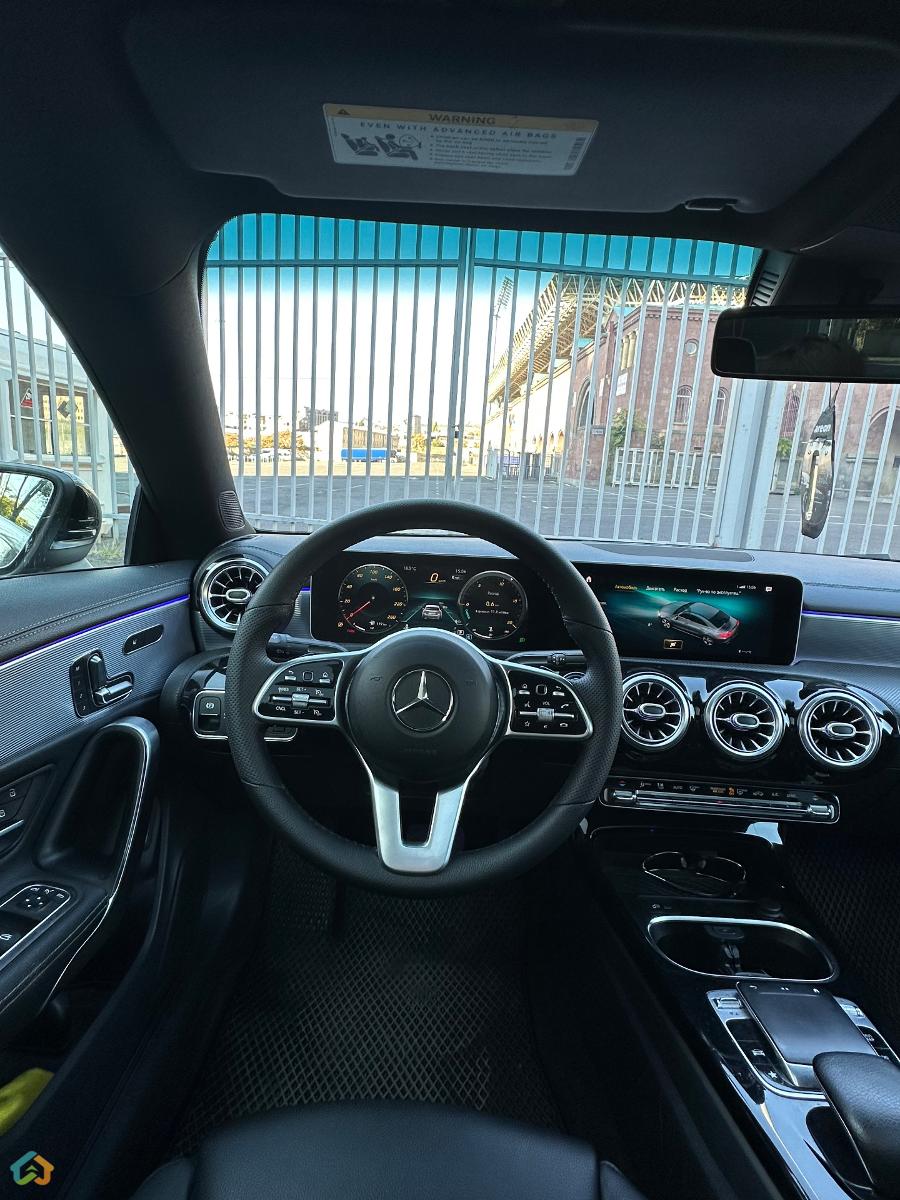 Mercedes Cla - image 7