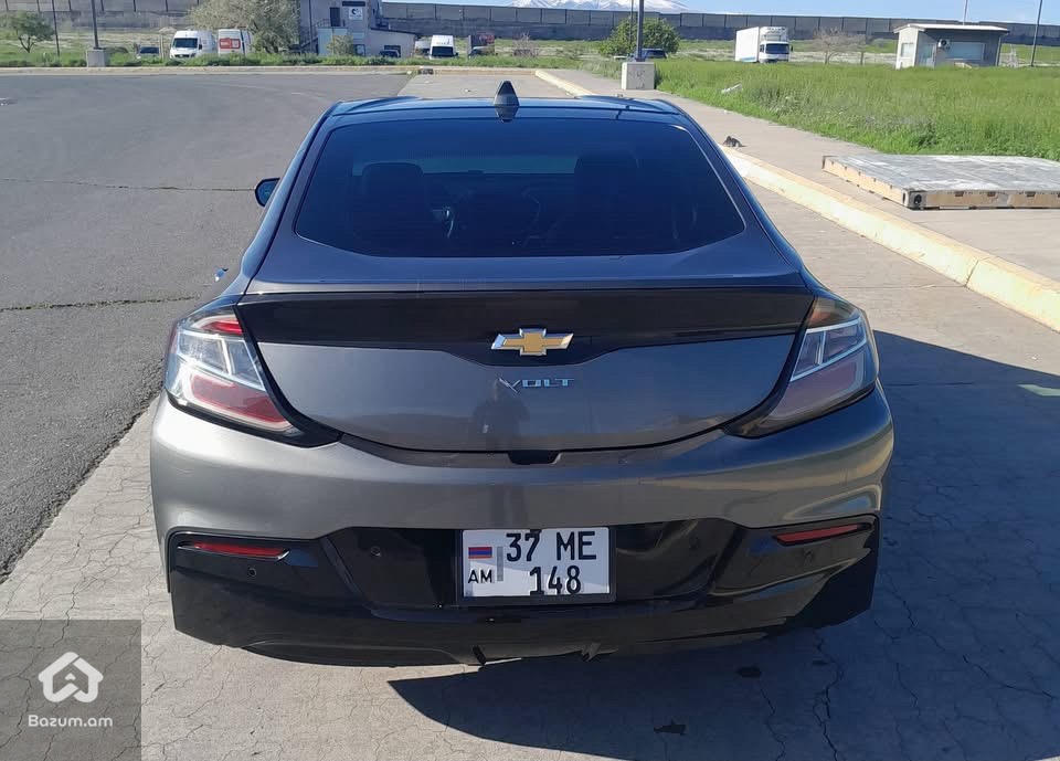 chevrolet volt 2 - image 2