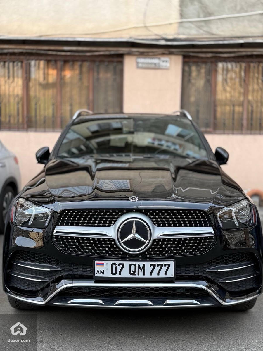 Mercedes Benz - image 23
