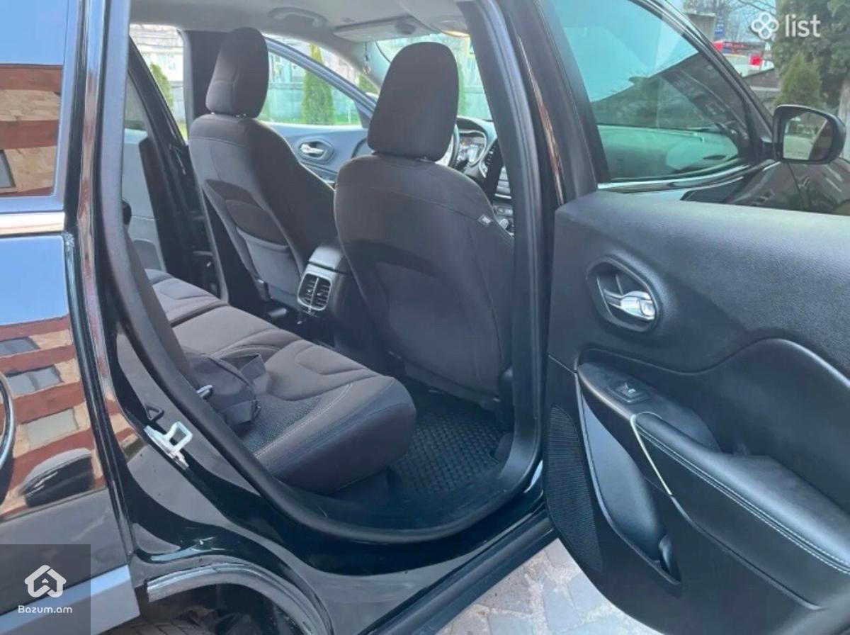 Jeep Cherokee,2.4լ 2019թ.,լիաքարշ,գինը սակարկելի - image 13