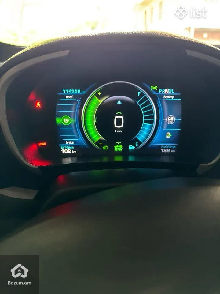 Chevrolet Volt 2 - image 7