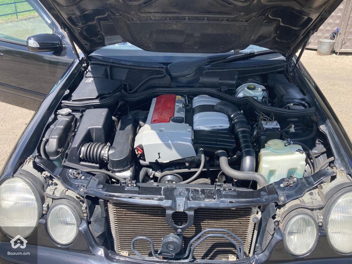 Mercedes e 200 kompressor - image 12