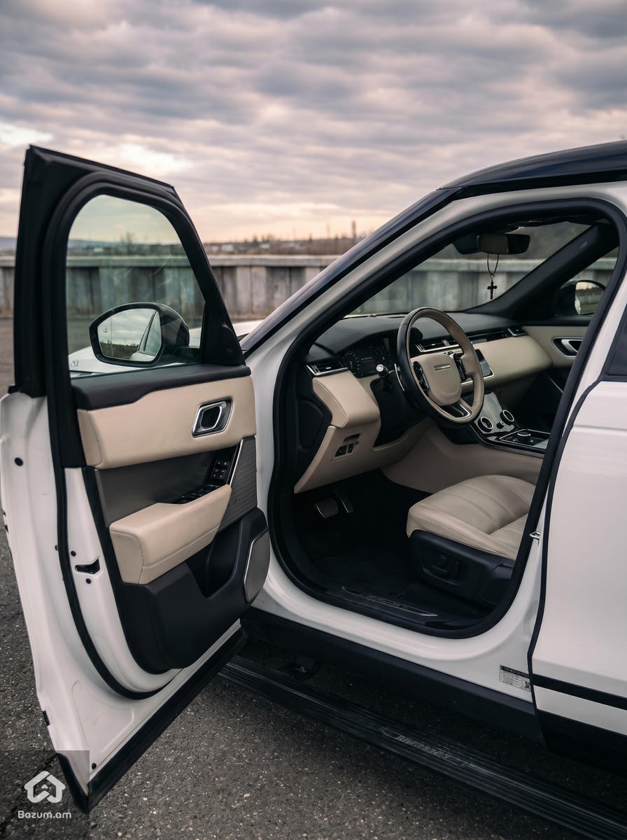 Range Rover - image 7